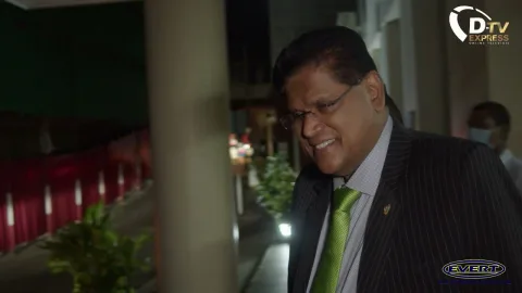 De Nieuwe Politiek afl 77