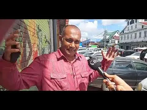 In gesprek met de marktmeester van de Vreedzaammarkt