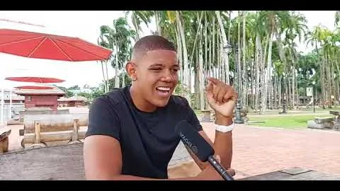 Jonge kritieke Burgers Jamiro Pink over algemene situatie