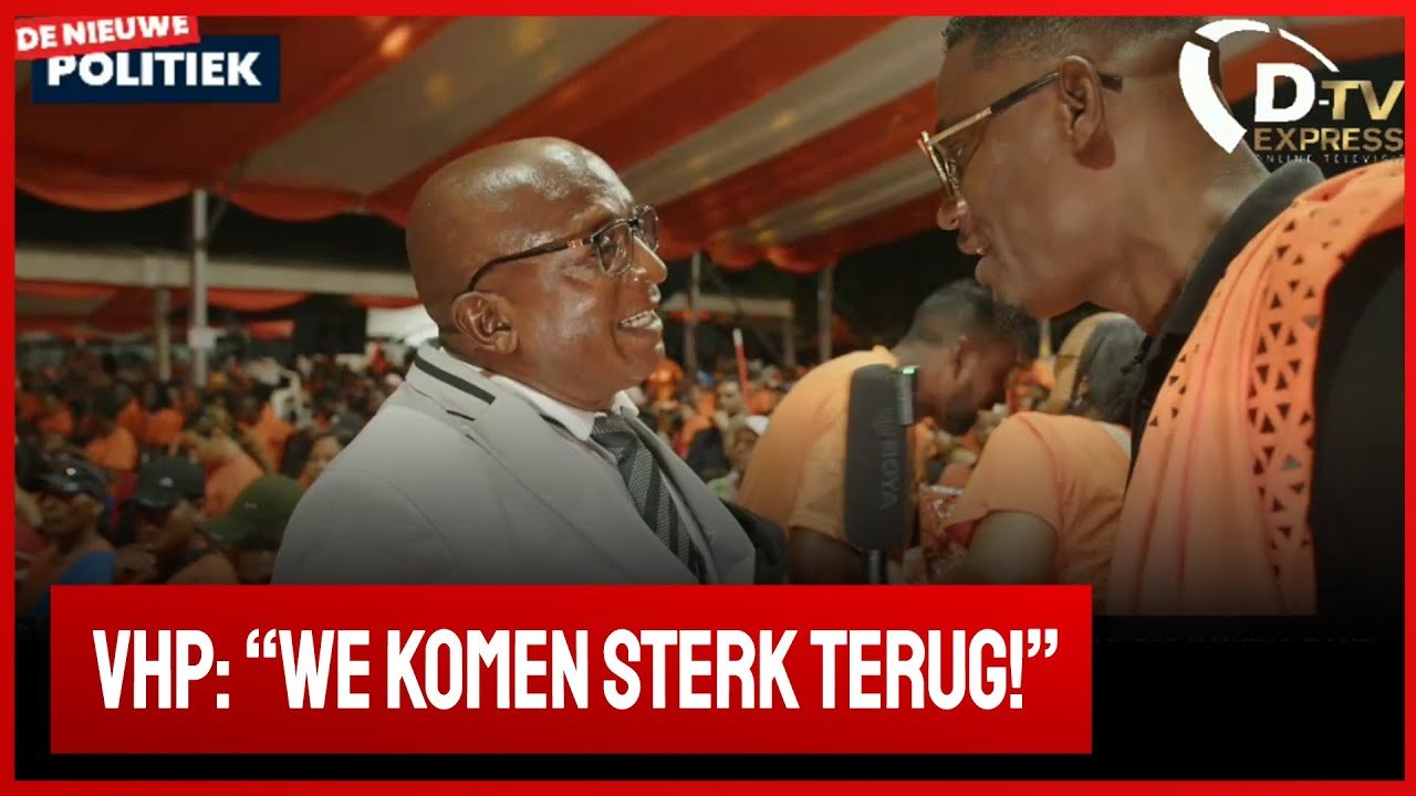 Flitsen inloop massameeting VHP (Suriname)