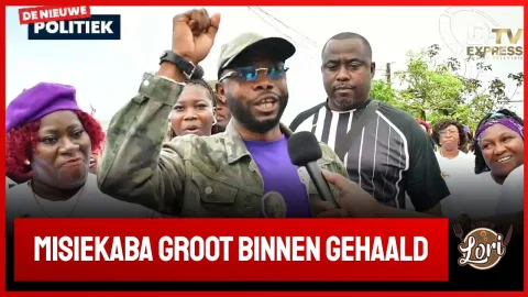 Flitsen vanuit stemburo Mulo Latour (Suriname)