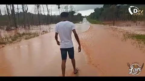 Goudwinning langs Bronsweg zorgt voor enorme wateroverlast
