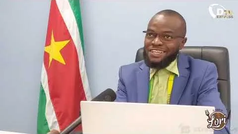 Open gesprek met regerings/president woordvoerder Alven Roosveld