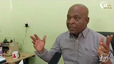 Vakbondleider Imro Edam over loon situatie ziekenhuizen (Suriname)