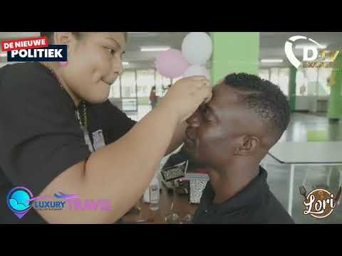 COVAB studenten organiseren minibeurs (Suriname)