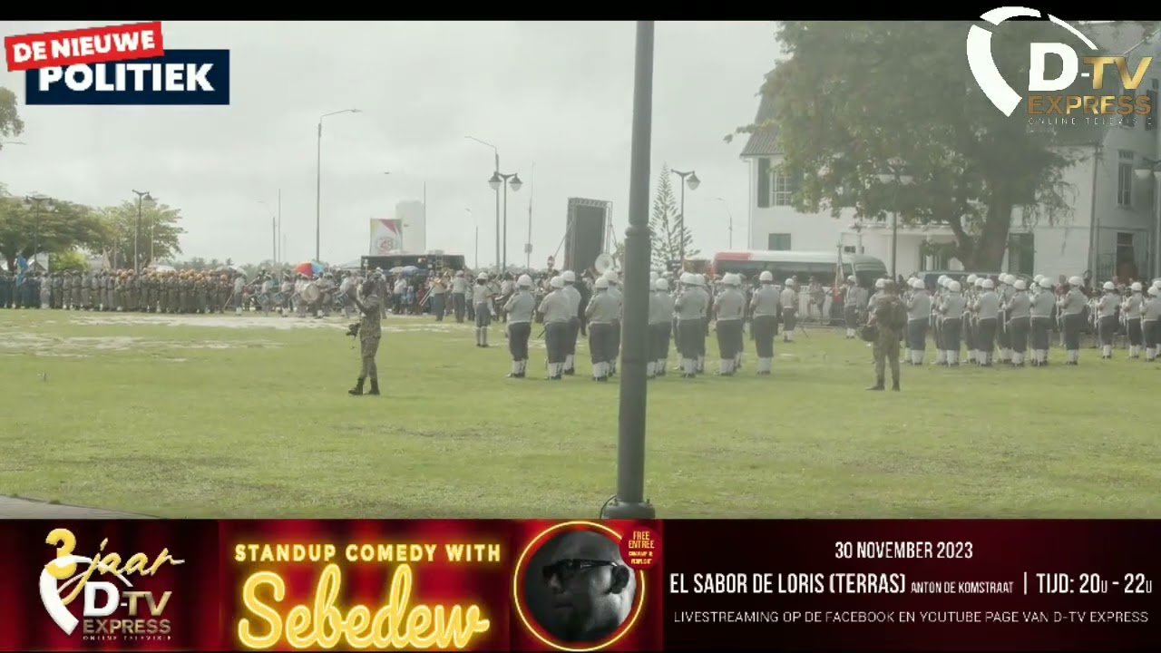 Flitsen Defile en Parade vanuit onafhankelijkheidsplein