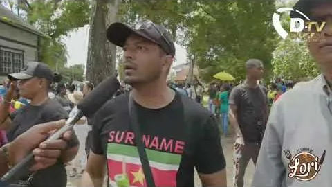 Flitsen protestactie vanuit binnenstad Paramaribo