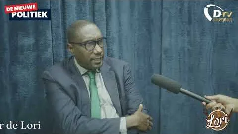 in gesprek met Diplomaat Henry Mac Donald over diverse issues