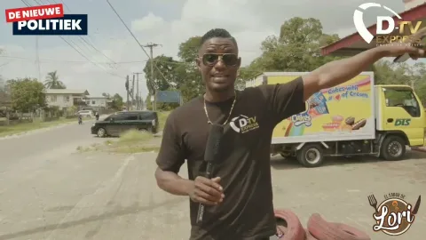 in gesprek met zoon president Richano Santhoki