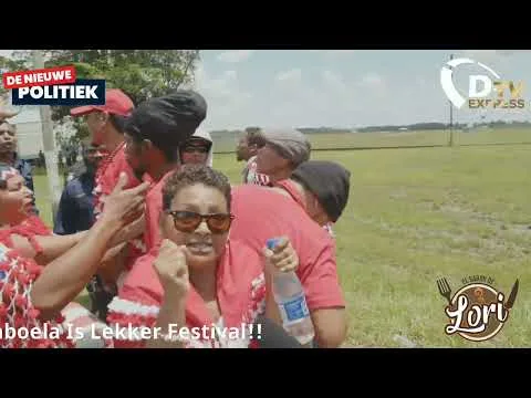 inheemsen protesteert bij aankomst premier Rutte (Nederland grootste