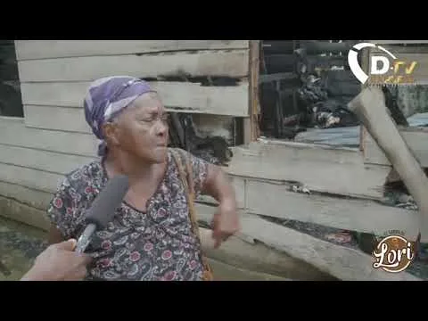 Jongenman afgebrande woning zoekt hulp