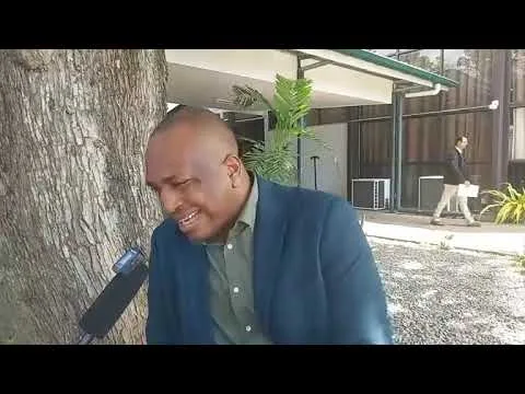 Melvin Bouva over geheime rekening president Santokhi