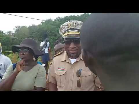 Minister Amoksie in Brokopondo