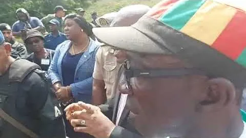 Minister Amoksie in Brokopondo