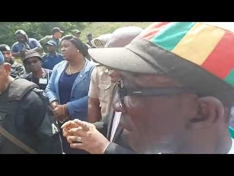 Minister Amoksie in Brokopondo