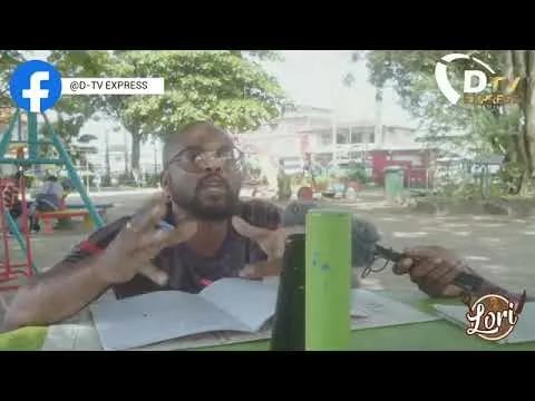 regering moet opstappen!! in gesprek met kritiche burger Rashly Rasida