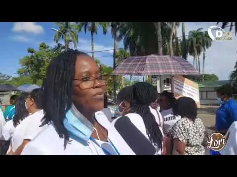 Verpleegkundigen lopen stille mars tegen niet nagekomen beloftes overheid