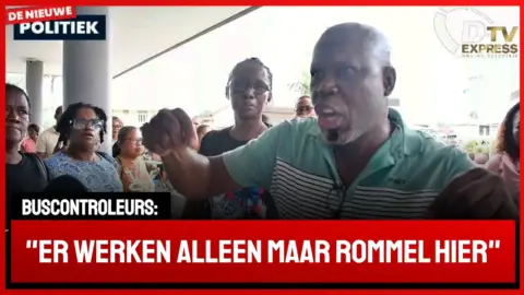 Buscontroleurs eisen gesprek met directeur op hoofdkwartier