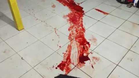 Politieagent komt om bij gewapende overval in Lawagebied