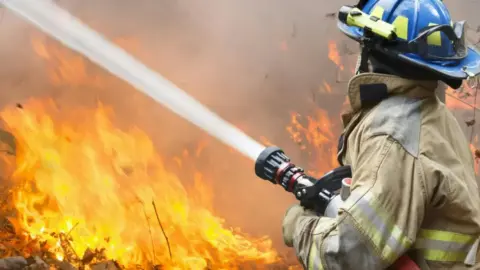Woning volledig afgebrand aan Tangibaweg in Lelydorp