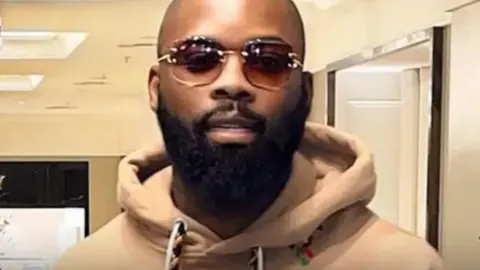 BRITS-NIGERIAANSE INFLUENCER OVERLEDEN NA PENISVERGROTINGSBEHANDELING IN THAILAND